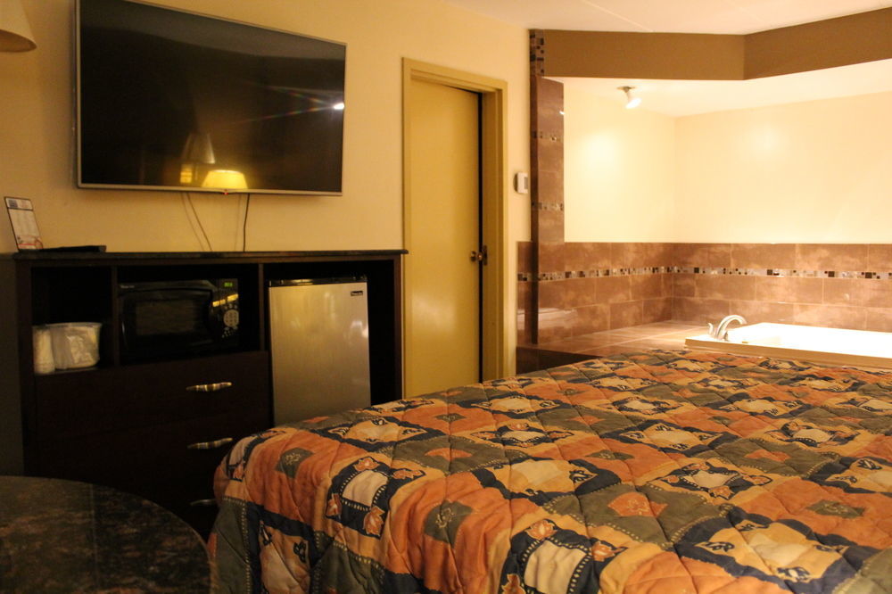 American Inn And Suites Countryside Kültér fotó