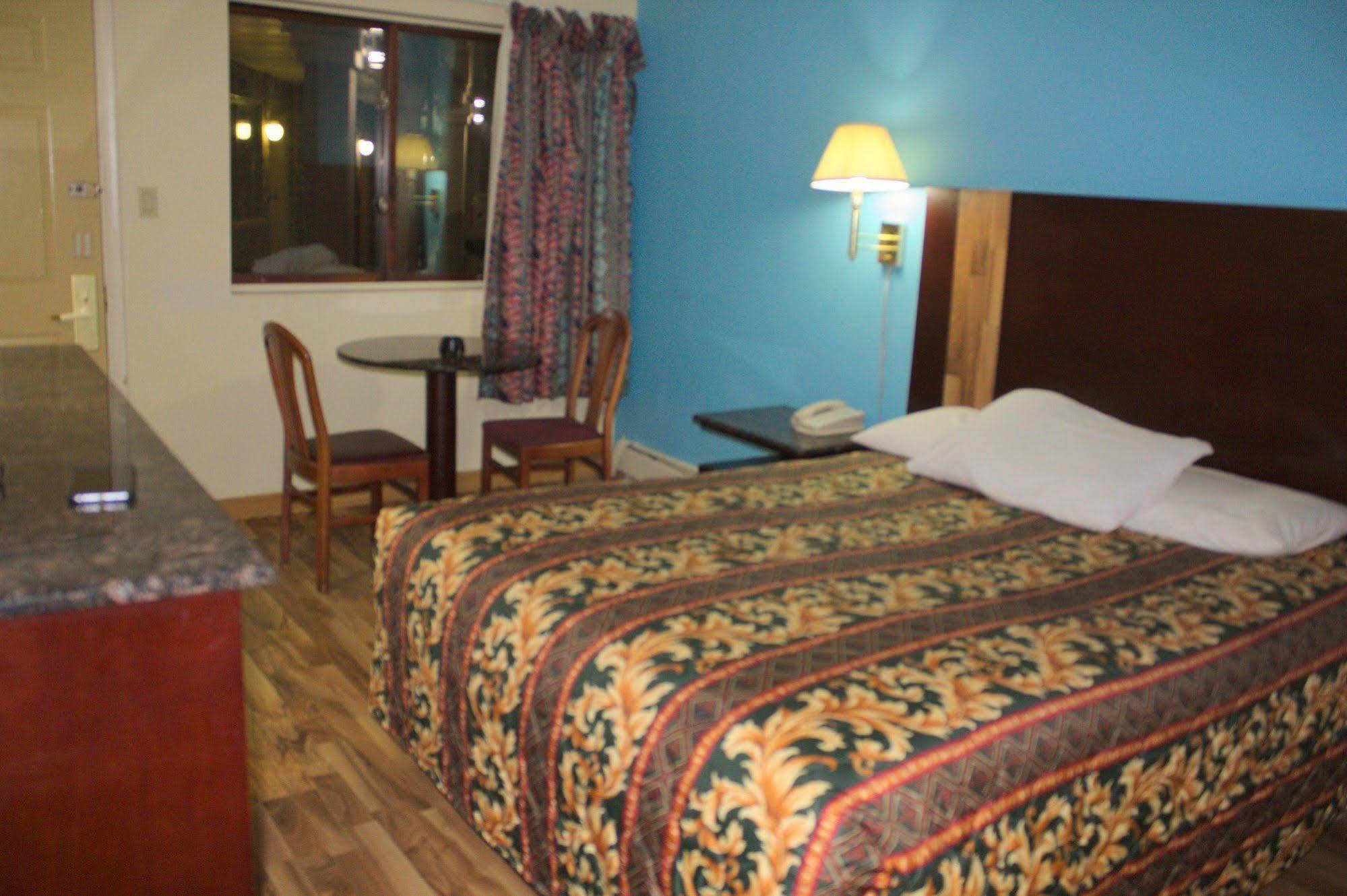 American Inn And Suites Countryside Kültér fotó